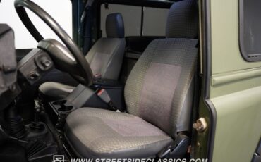 Land-rover-Defender-1992-Matte-Green-Gray-47