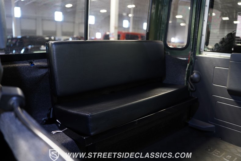 Land-rover-Defender-1992-Matte-Green-Gray-48