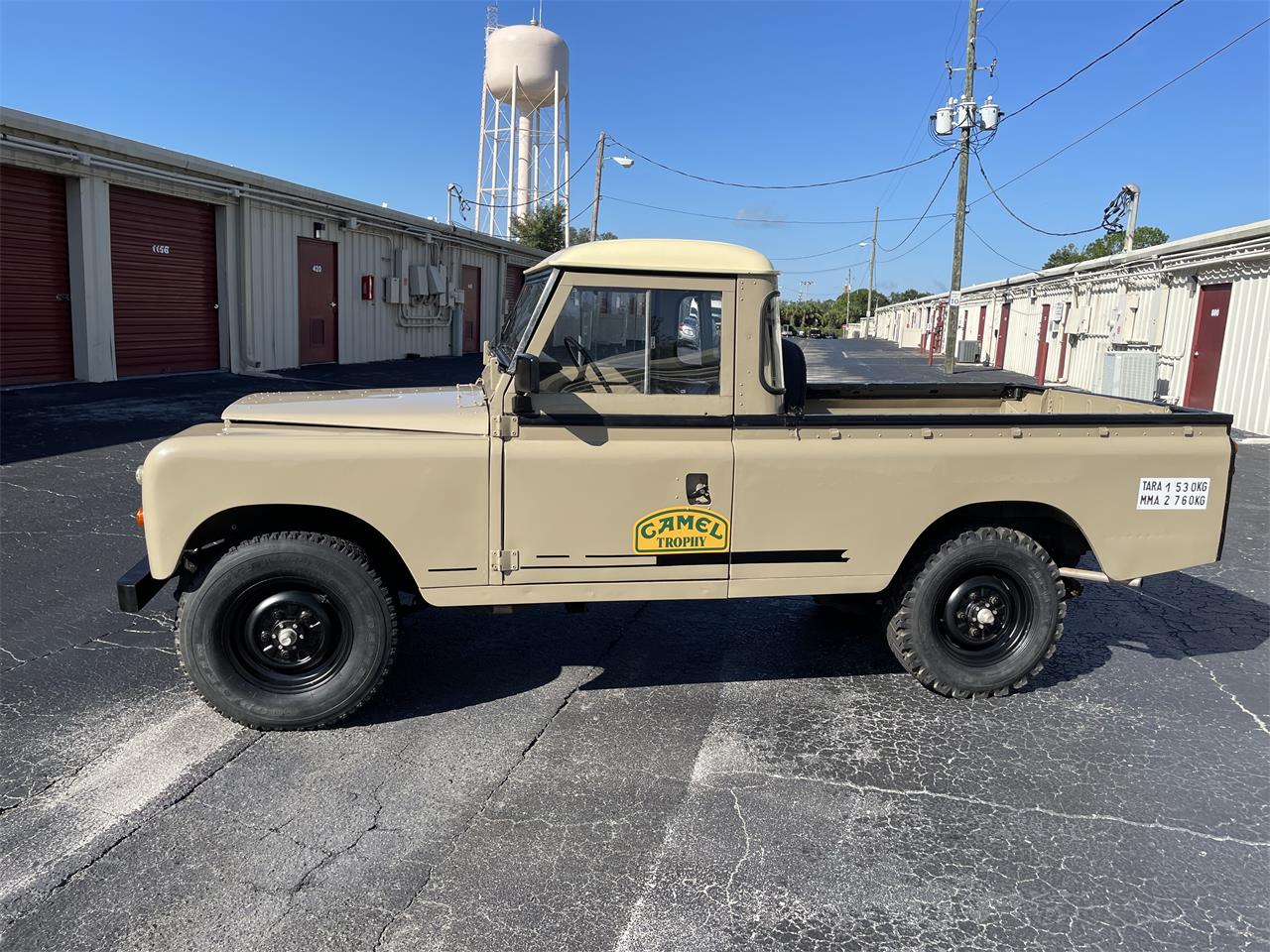 Land-rover-Defender-1993-Beige-Black-5