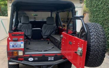 Land-rover-Defender-1994-11