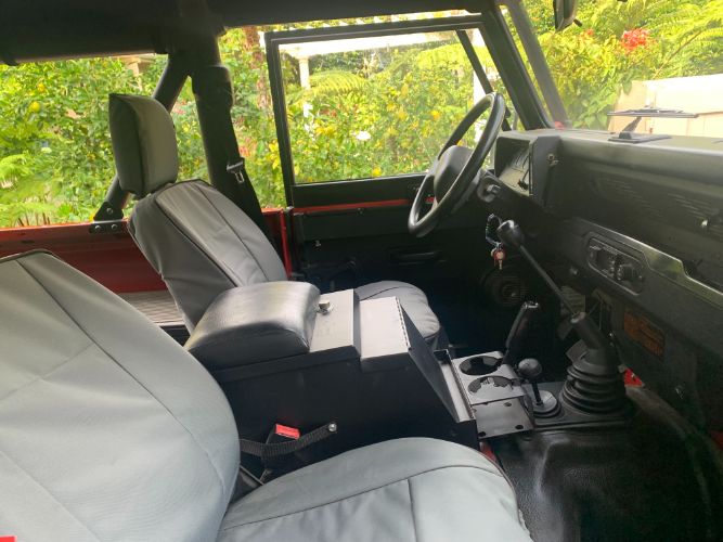 Land-rover-Defender-1994-16