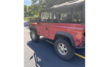Land-rover-Defender-1995-Red-Black-1