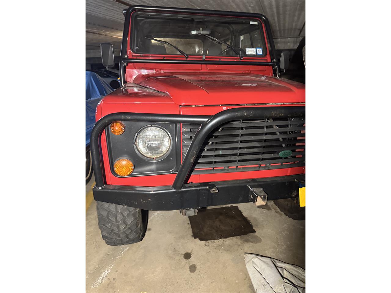 Land-rover-Defender-1995-Red-Black-15
