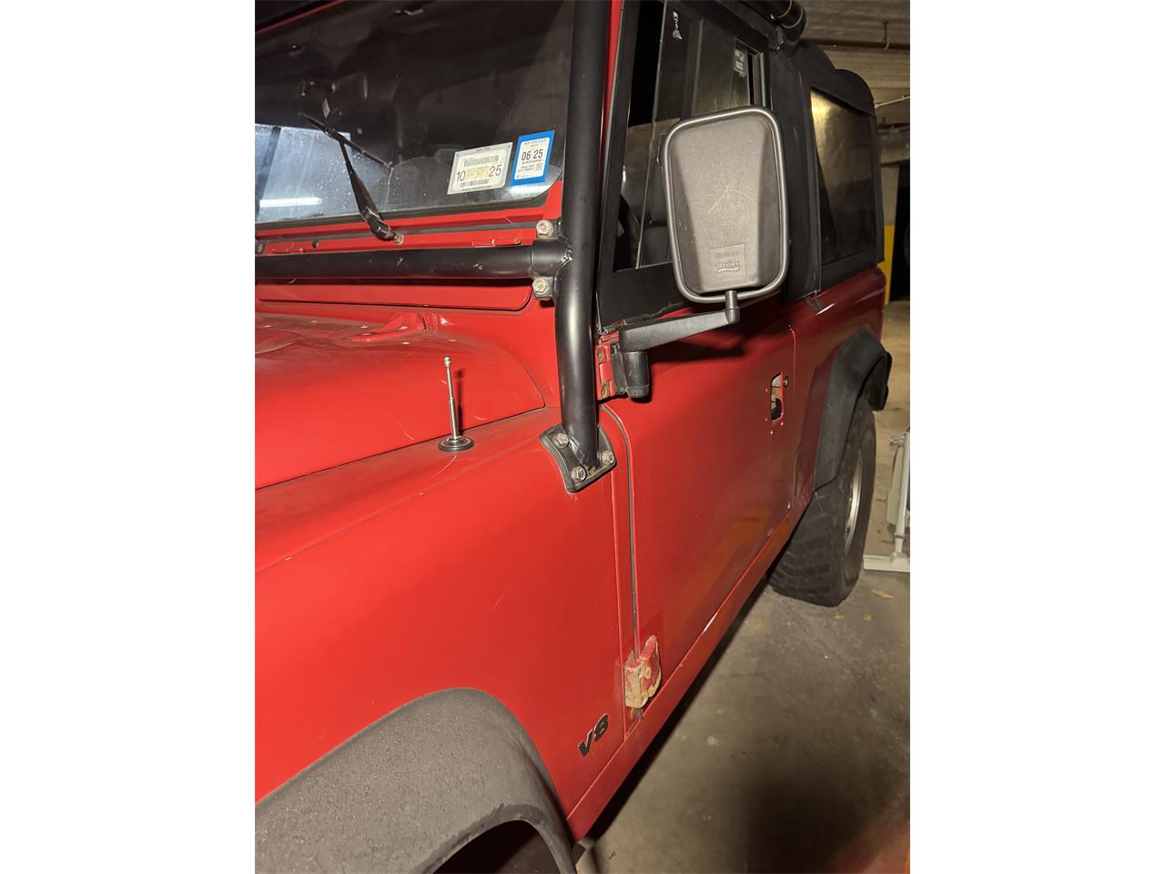 Land-rover-Defender-1995-Red-Black-17