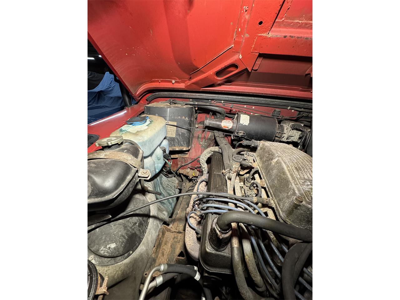 Land-rover-Defender-1995-Red-Black-36