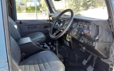 Land-rover-Defender-90-1980-Blue-Gray-10