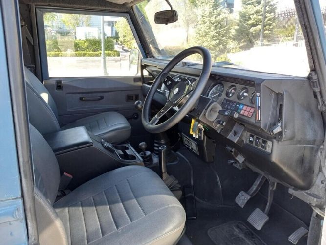 Land-rover-Defender-90-1980-Blue-Gray-10