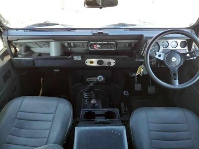Land-rover-Defender-90-1980-Blue-Gray-11