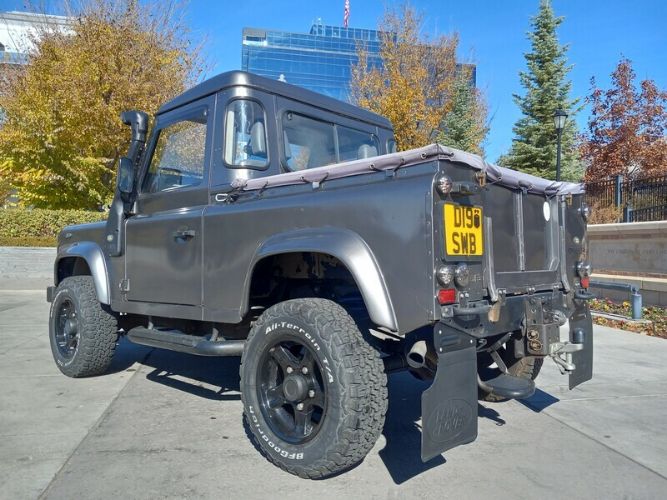 Land-rover-Defender-90-1990-Gray-Black-10