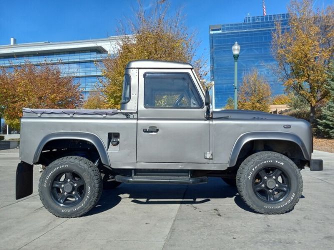 Land-rover-Defender-90-1990-Gray-Black-15