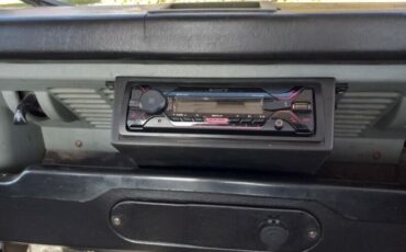 Land-rover-Defender-90-1990-Gray-Black-5