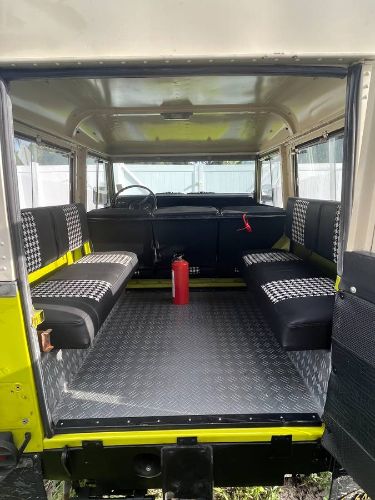 Land-rover-Other-1983-Yellow-14