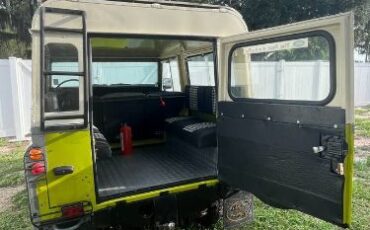 Land-rover-Other-1983-Yellow-15