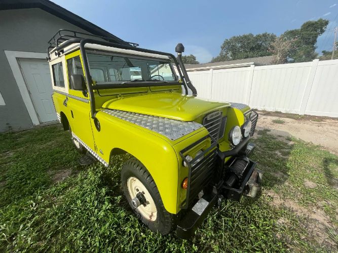 Land-rover-Other-1983-Yellow-23