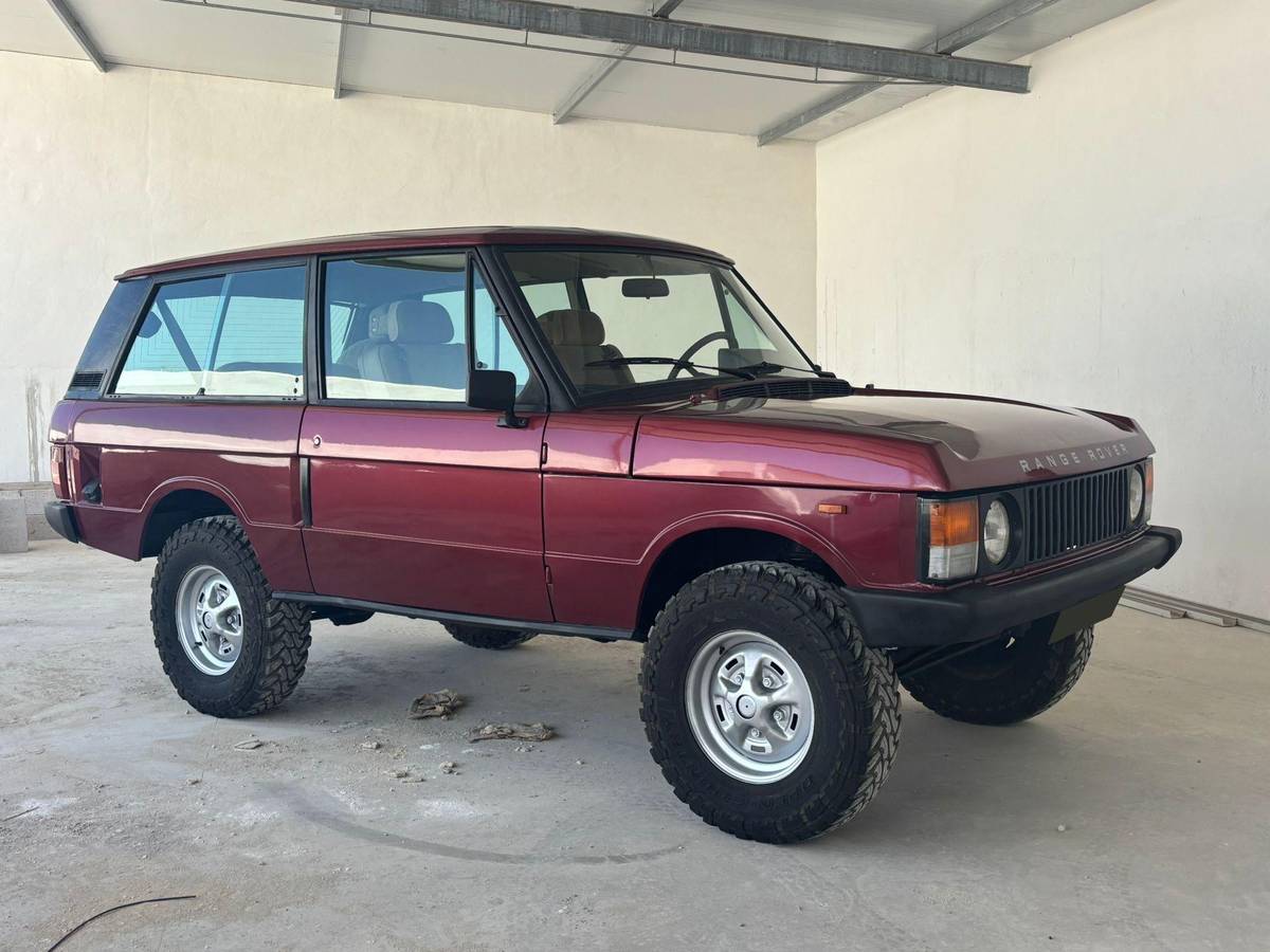 Land-rover-Range-rover-1985-red
