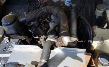 Land-rover-Santana-1978-Safari-Sand-SandBlack-12