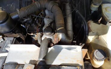 Land-rover-Santana-1978-Safari-Sand-SandBlack-17