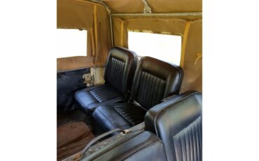 Land-rover-Santana-1978-Safari-Sand-SandBlack-28
