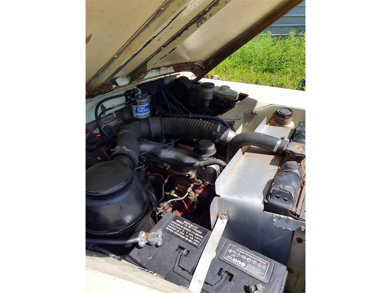 Land-rover-Santana-1978-Safari-Sand-SandBlack-31