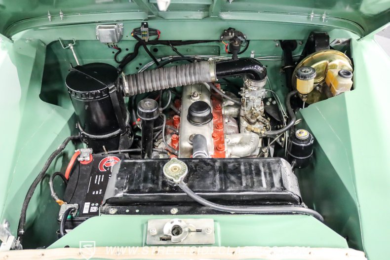 Land-rover-Series-2a-1963-Olive-Tan-1