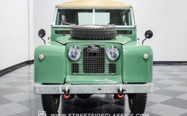 Land-rover-Series-2a-1963-Olive-Tan-20