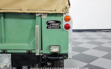 Land-rover-Series-2a-1963-Olive-Tan-30
