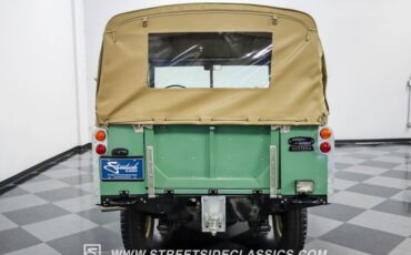 Land-rover-Series-2a-1963-Olive-Tan-8