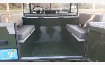 Land-rover-Series-2a-1969-Green-Tan-18