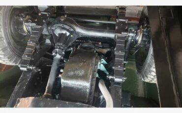 Land-rover-Series-2a-1969-Green-Tan-19