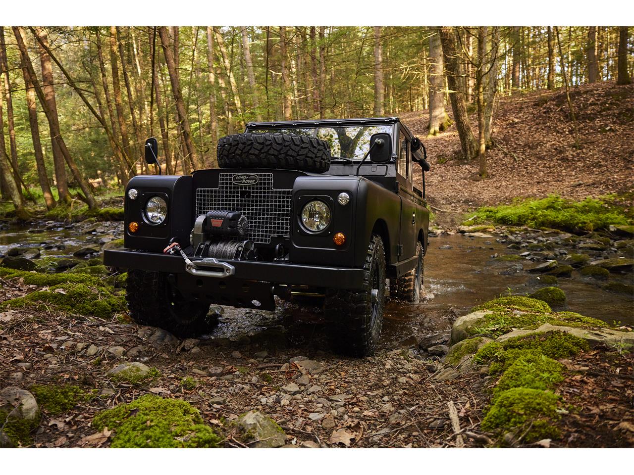 Land-rover-Series-iia-1970-Matte-Black-Black-5