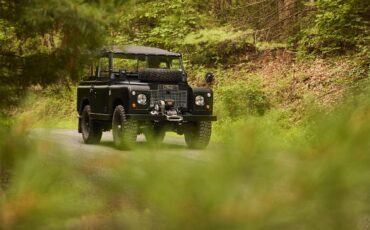 Land-rover-Series-iia-1970-Matte-Black-Black-8
