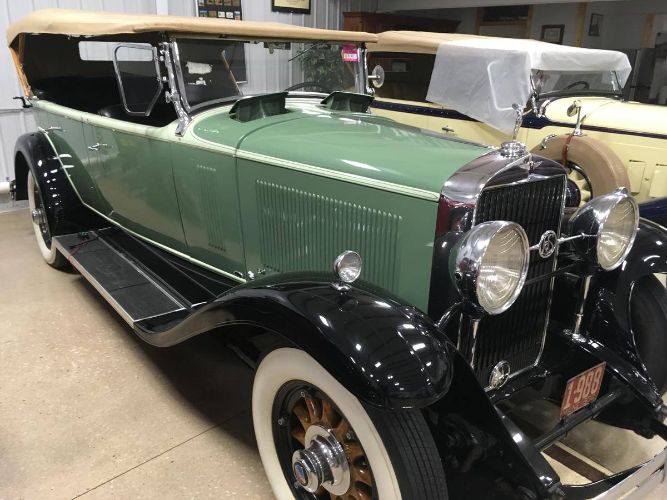 Lasalle-1930-GreenBlack-Black-12