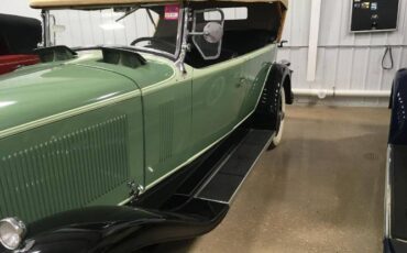 Lasalle-1930-GreenBlack-Black-13