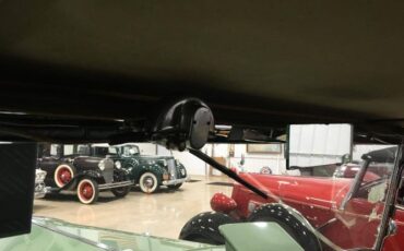 Lasalle-1930-GreenBlack-Black-16