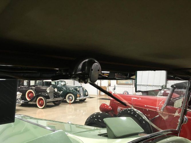 Lasalle-1930-GreenBlack-Black-16