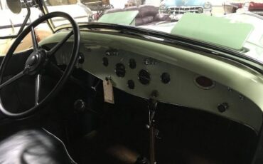 Lasalle-1930-GreenBlack-Black-21