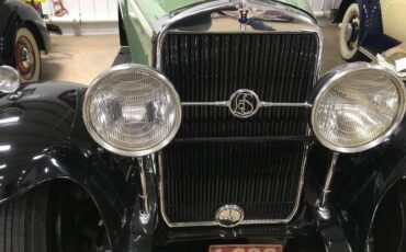 Lasalle-1930-GreenBlack-Black-8
