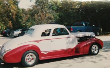 Lasalle-1940-3