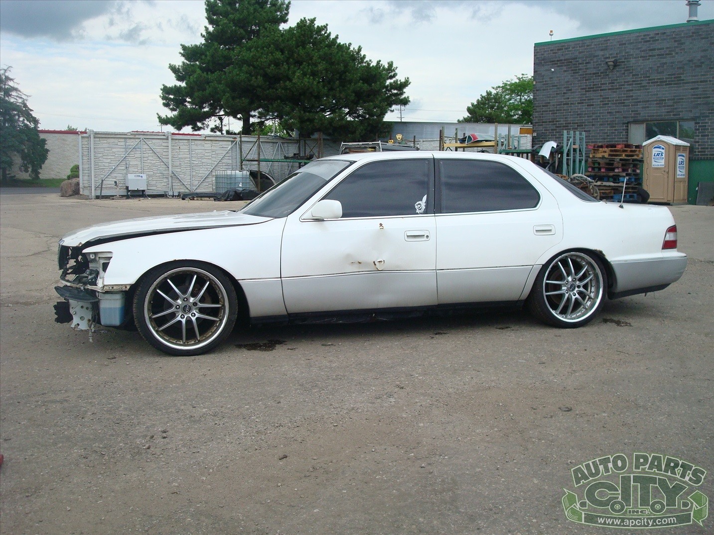 Lexus-LS-1991-Sedan-1