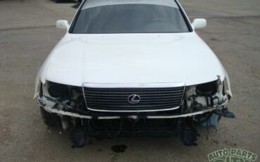 Lexus-LS-1991-Sedan-10