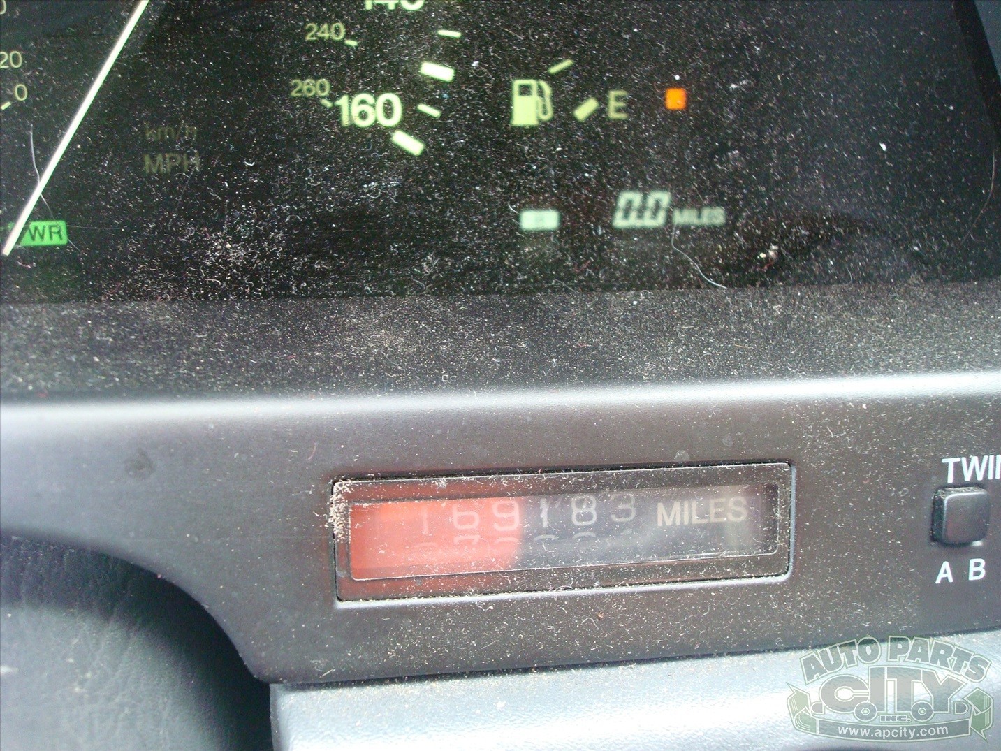 Lexus-LS-1991-Sedan-8