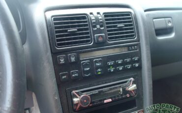 Lexus-LS-1991-Sedan-9