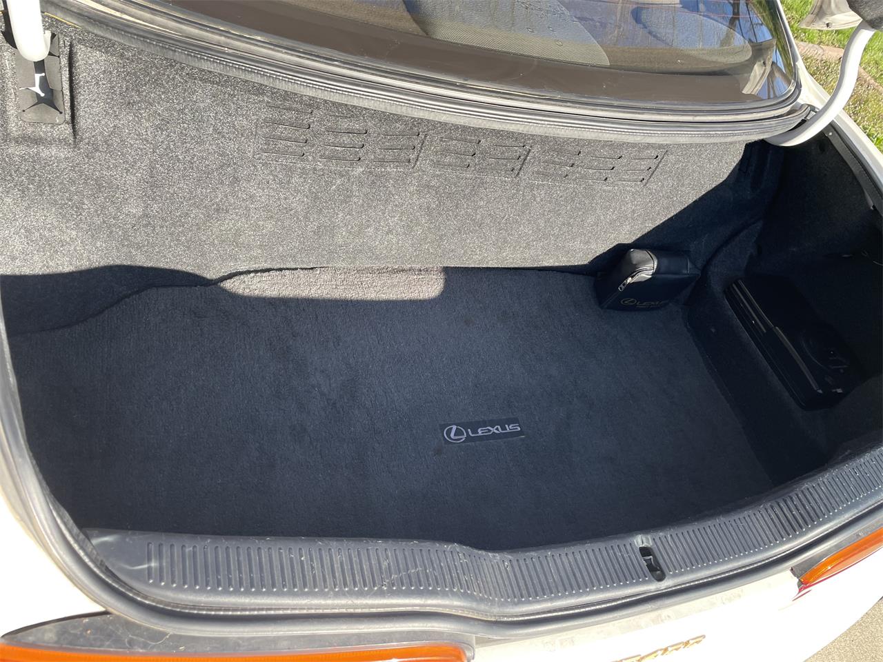 Lexus-Sc400-1993-WHITE-BEIGE-14