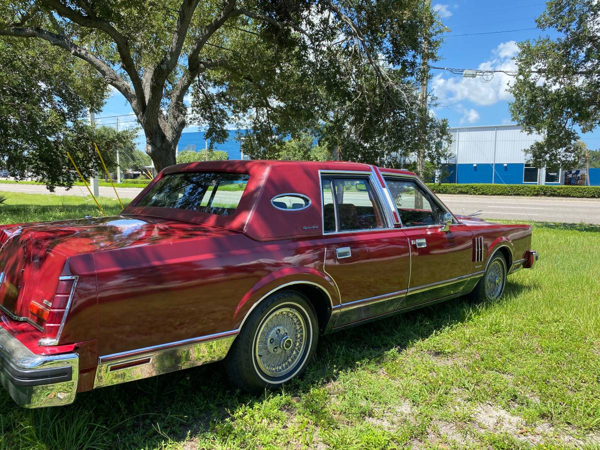 Lincoln-1983-red-2
