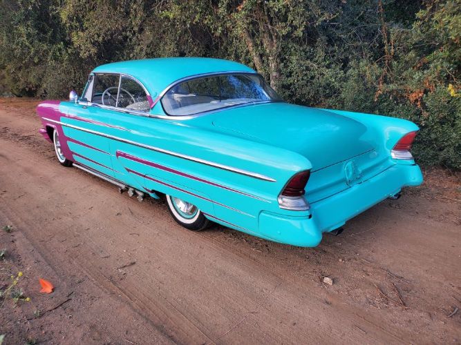 Lincoln-Capri-1955-6