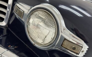 Lincoln-Continental-1947-Convertible-13