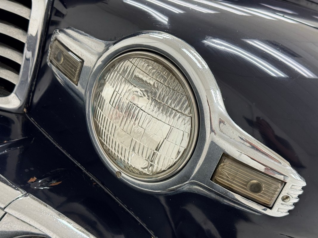 Lincoln-Continental-1947-Convertible-13