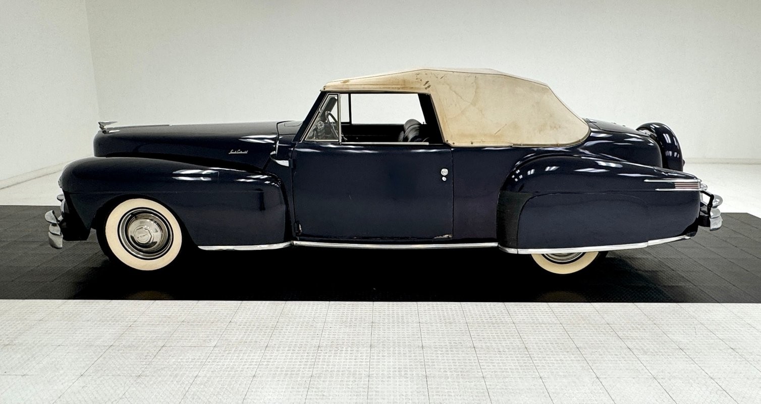 Lincoln-Continental-1947-Convertible-2
