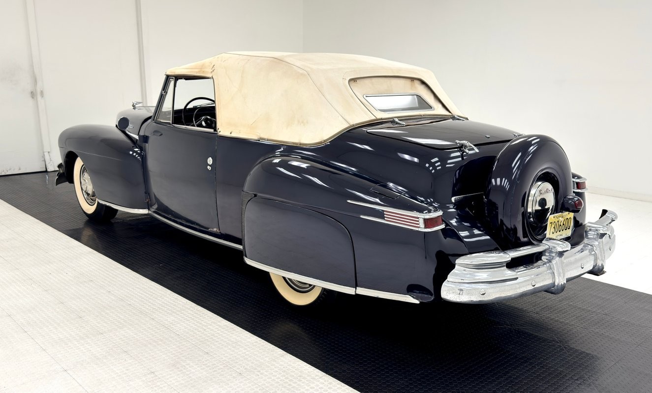 Lincoln-Continental-1947-Convertible-4