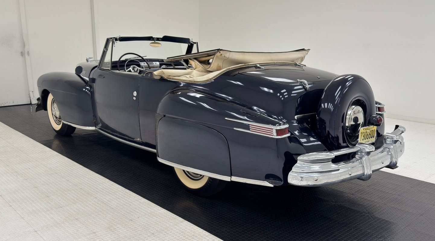 Lincoln-Continental-1947-Convertible-5